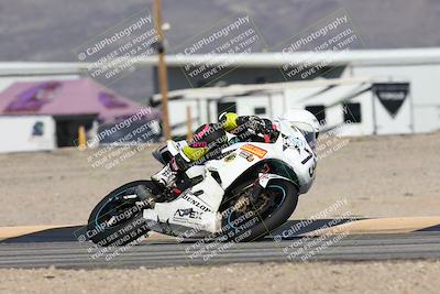 media/Jan-15-2026-Racers Edge (Thu) [[dfebeb70ab]]/2-A Group/Session 3 (Turn 16)/